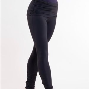 Lululemon size 6 ballet style pant charcoal gray